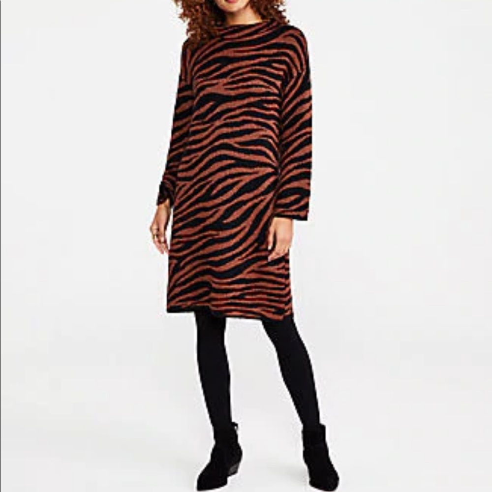 Ann Taylor Animal Jacquard Tiger Tunic Sweater Dress Ski Resort Nature